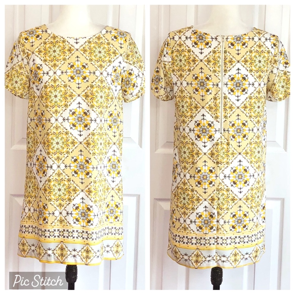 Lulus Yellow Dandy Lion Print Short Sleeve Mini Shift Dress Small